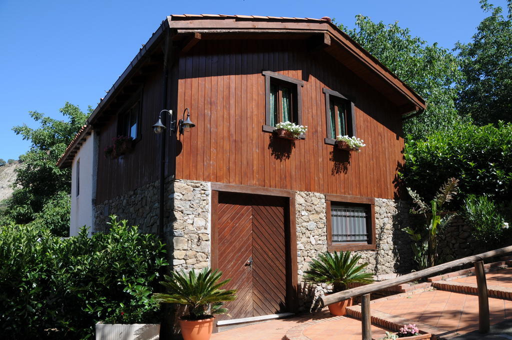 Agriturismo San Cataldo Мотта-Камастра Экстерьер фото